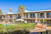 Townhouse Barstow On Historic Route 66 CA  I 15