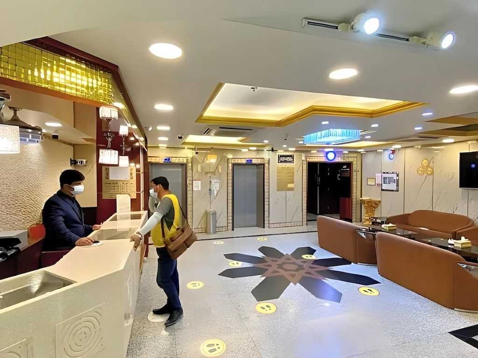 Luxurious San Marino Stay by Checkmyguest, Deira, Dubai