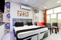 SPOT ON 7 Star Guest House