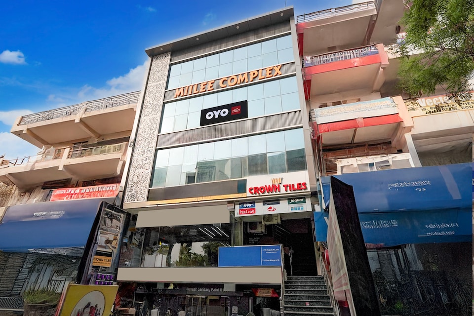 Hotel O Silver Grand , Noida City, Noida