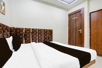 OYO 835659 Hotel Shree Mahakal Sagar