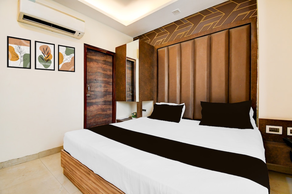 OYO 835663 Hotel Drishti Grand, Gomti Nagar Lucknow, Lucknow