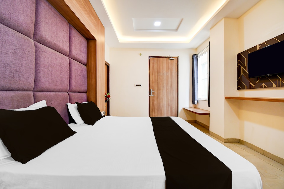 Hotel O Drishti Grand, Gomti Nagar Lucknow, Lucknow