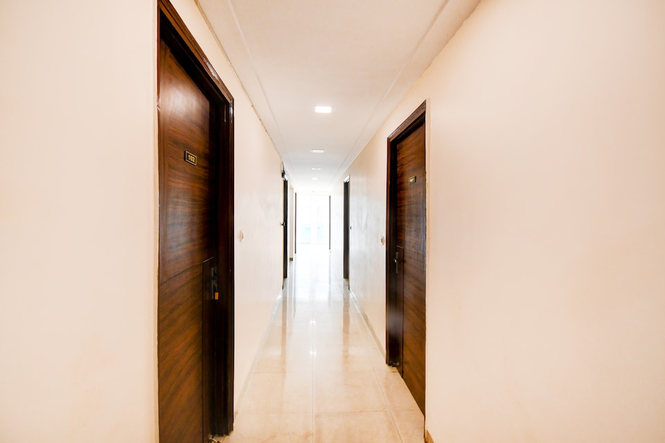 Hotel O Drishti Grand, Gomti Nagar Lucknow, Lucknow