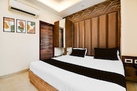 Hotel O Drishti Grand