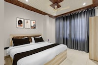 Hotel O Kaladhungi Crossway Road Formerly Trishul