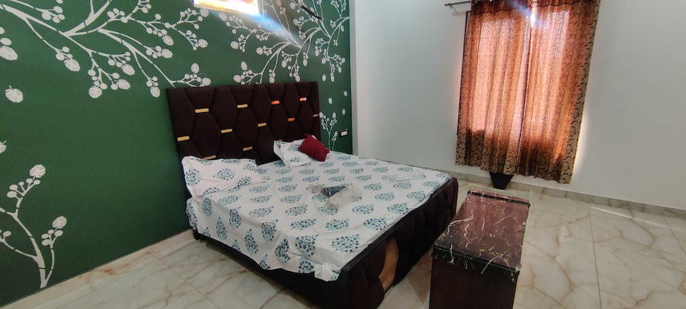 Hotel O SriDev Hotel , Jaipur Airport, Jaipur