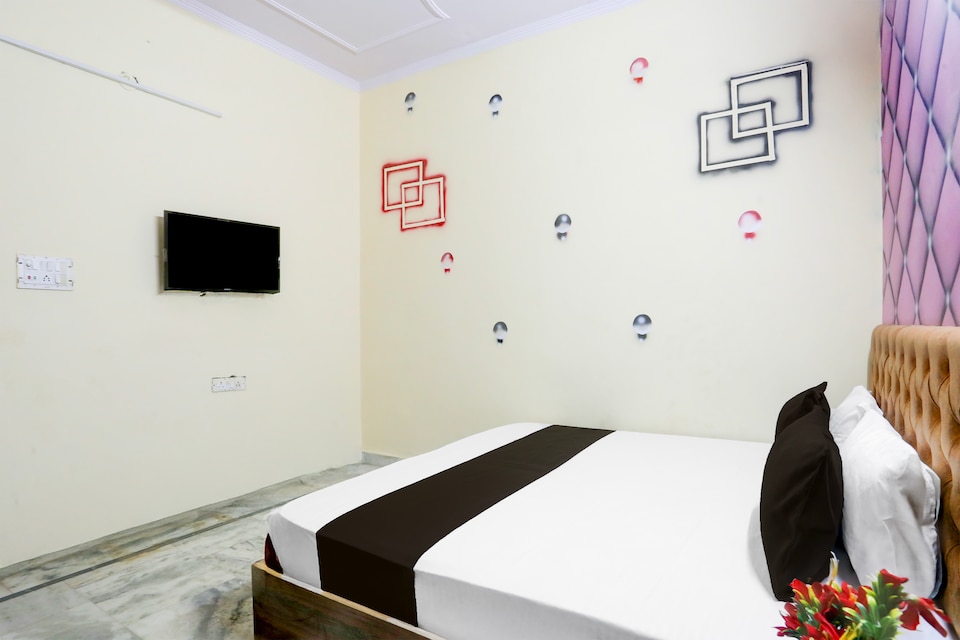 Hotel O S Empire , Faridabad, Faridabad