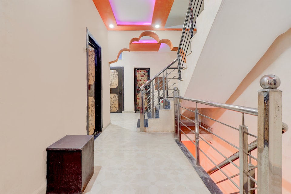 SPOT ON Town Inn, Lashkar, Gwalior