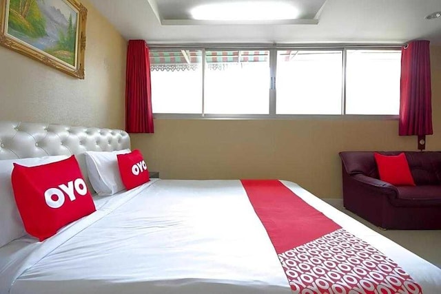 OYO Diamond Residence Silom