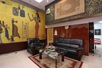 OYO Diamond Residence Silom