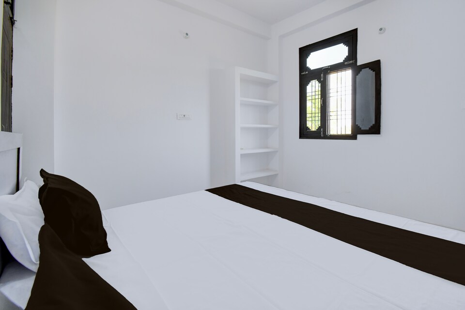 SPOT ON Hotel Ss Grand, Sitapur, Sitapur