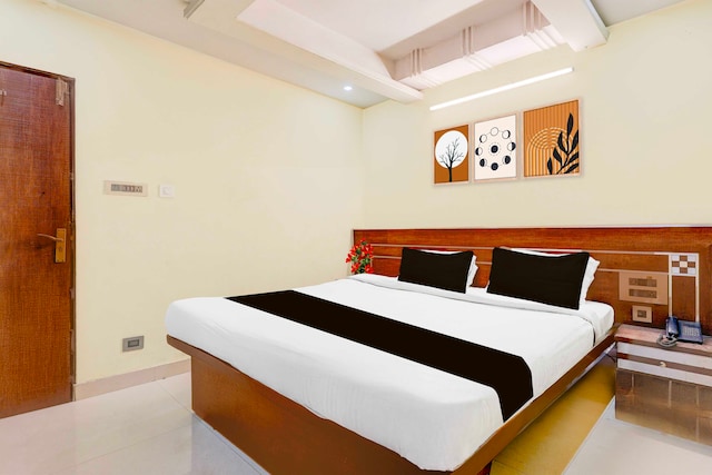 Collection O Sankaramatam Road Diamond Park