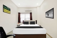 Townhouse Dabagardens Near Railway Station