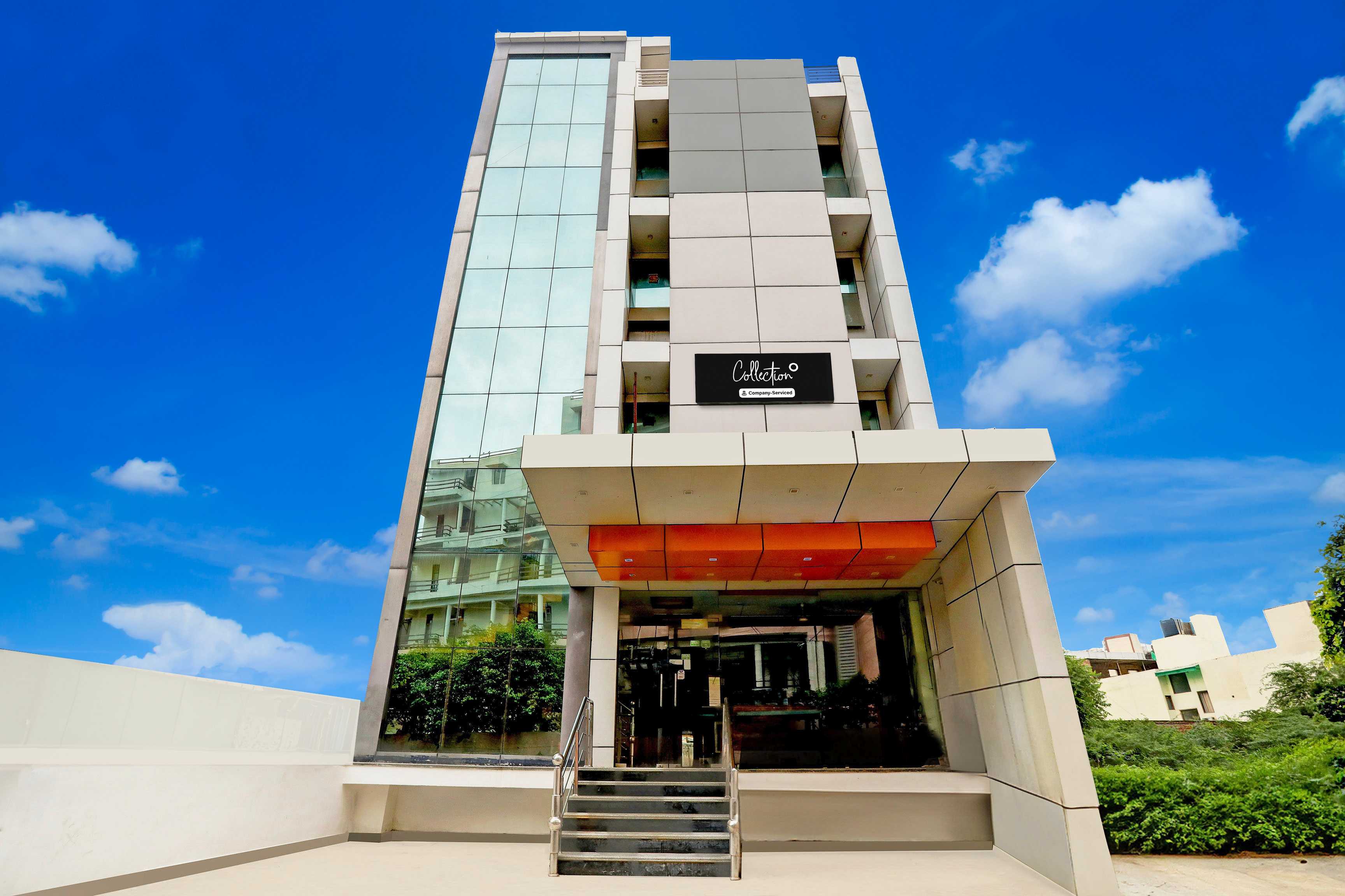 [Day Stay - 12 Hrs Slot: 8 AM to 8 PM] Collection O Agra TDI Mall ...