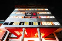 Collection O Puthali Park Near Mysuru Railway Station