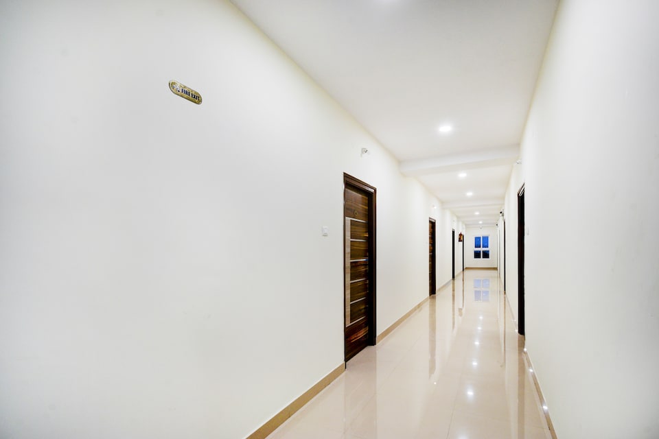 Hotel O 4 COLORS, Kukatpally, Hyderabad