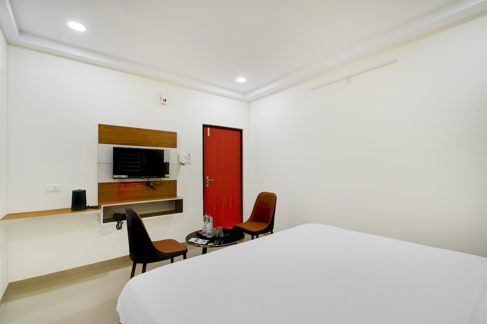 Palette 4 Colors, Kukatpally, Hyderabad