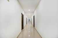 Hotel O 4 COLORS