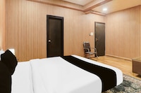 [Day Stay - 12 Hrs Slot : 8 AM to 8 PM] Townhouse Oak Awas Vikas Kalyanpur