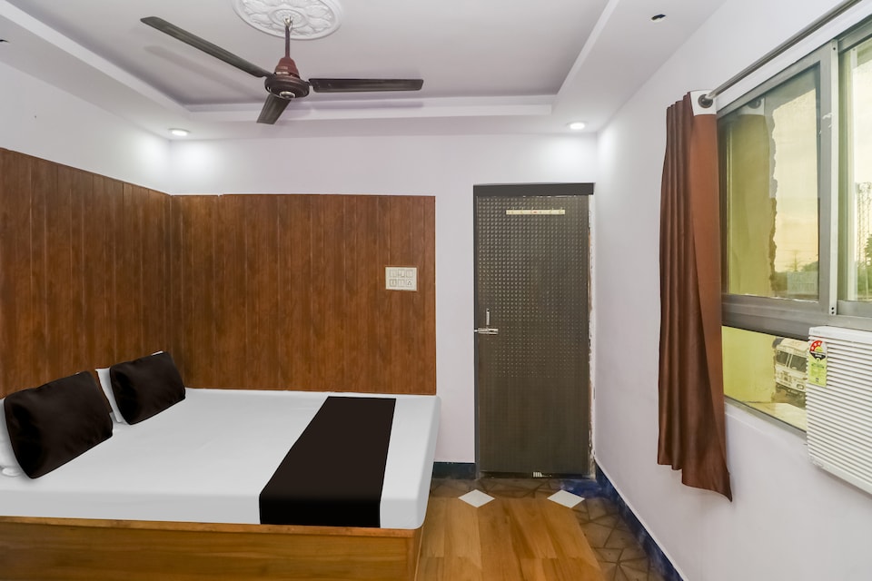 Hotel O Galaxy Inn, Mango Jamshedpur, Jamshedpur