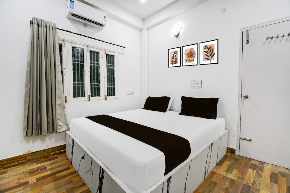 Hotel O The White House , Sigra, Varanasi