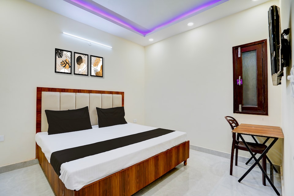 HOTEL O SKY HOMES, Noida City, Noida