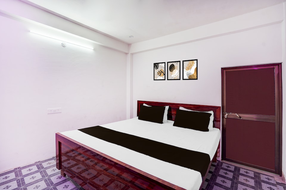 Hotel O Neta Hotel , Mumfordganj Allahabad, Prayagraj