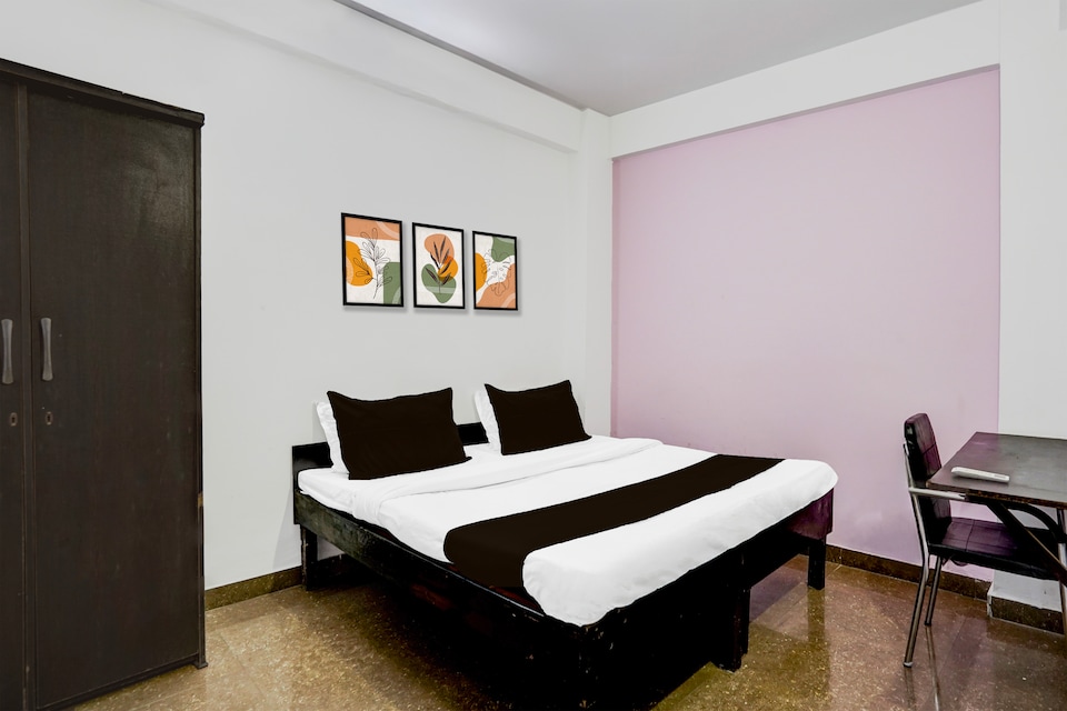 Hotel O Agarwal’s Paying Guest, Noida City, Noida
