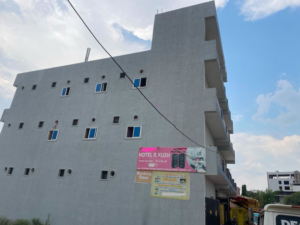 Hotel O R Kush , New Market Bhopal, Bhopal