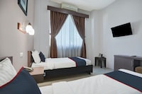 Townhouse Oak Padang near RTH Imam Bonjol