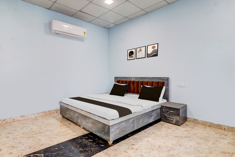 Hotel O Maharaja Grand, Lashkar, Gwalior