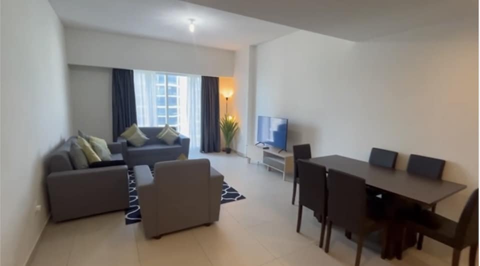 OYO HOME 1538 Two Bedroom Apartment Furnished With Balcony, Madinat Zayed Abu Dhabi, Abu Dhabi