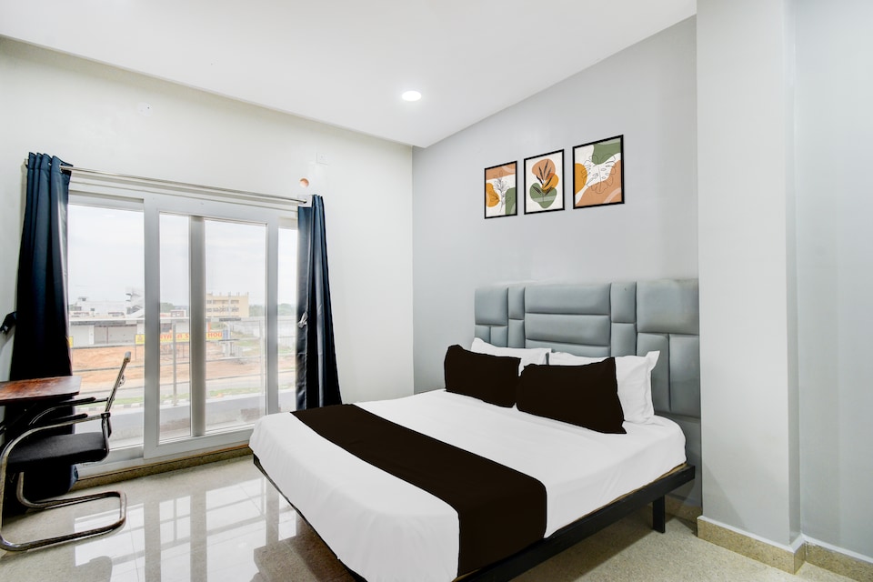 Super Hotel O Sweetheart Luxurious Rooms, Sangareddy, Sangareddy