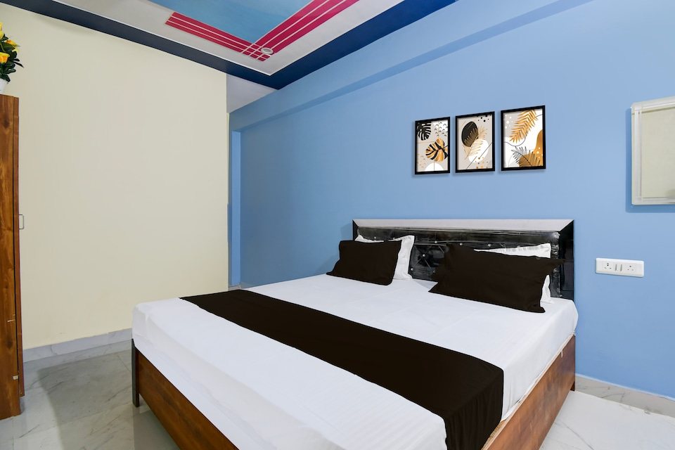 SPOT ON Hotel Rahul Inn, Rambagh Allahabad, Prayagraj