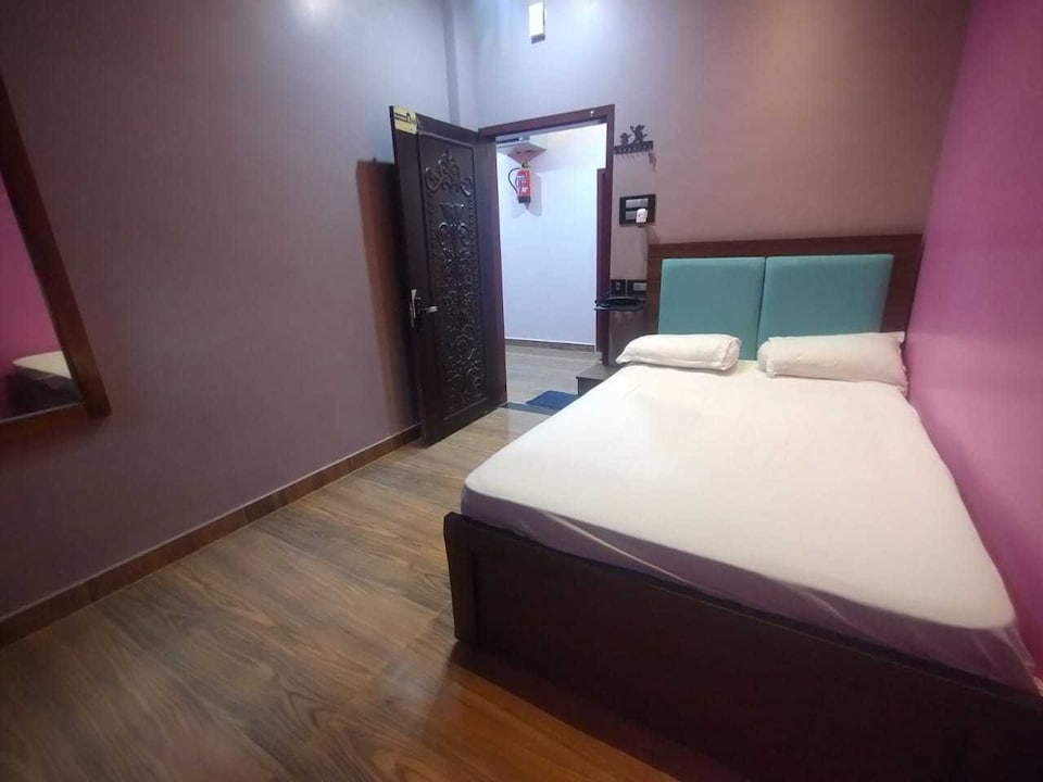 SPOT ON Rhino Bunker Restaurant &lodge, Bongaigaon, Bongaigaon