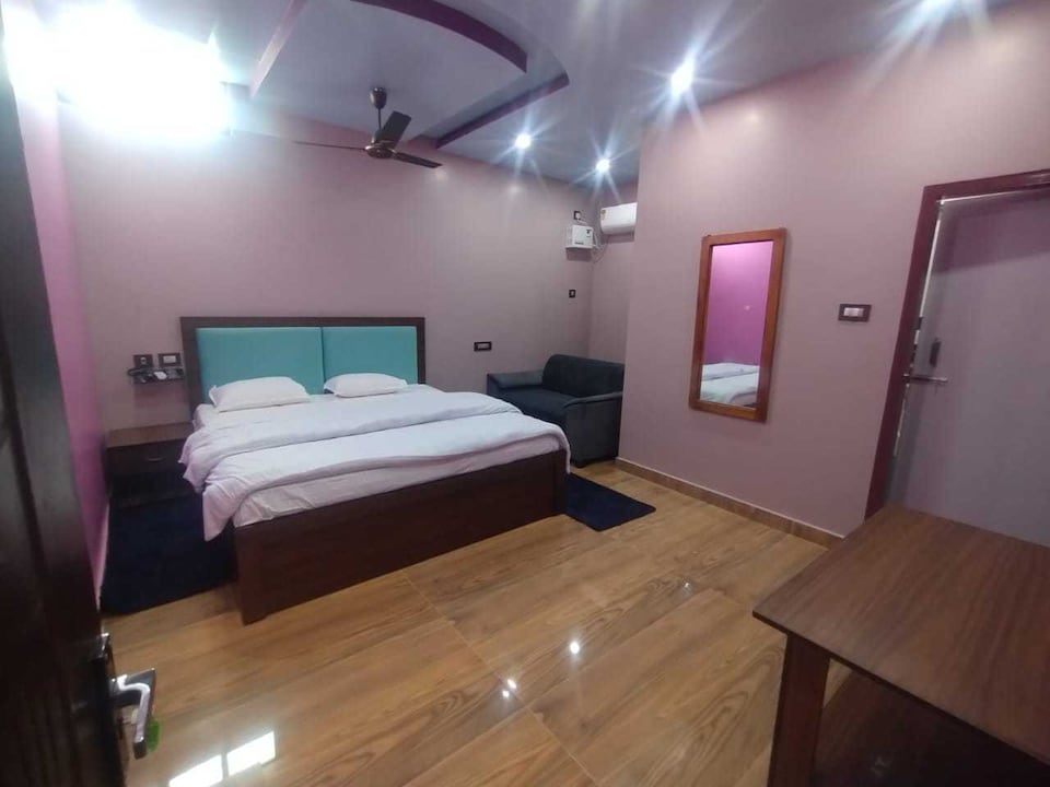 SPOT ON Rhino Bunker Restaurant &lodge, Bongaigaon, Bongaigaon