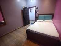 SPOT ON Rhino Bunker Restaurant &lodge