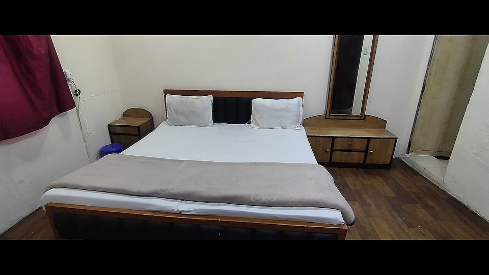 Hotel O SUKOON, Airport Road - Raipur, Raipur