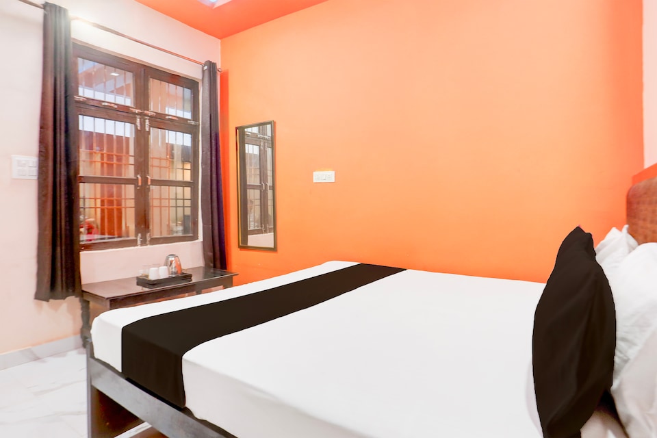 Hotel O G S Hotel, Kanpur Railway Station, Kanpur