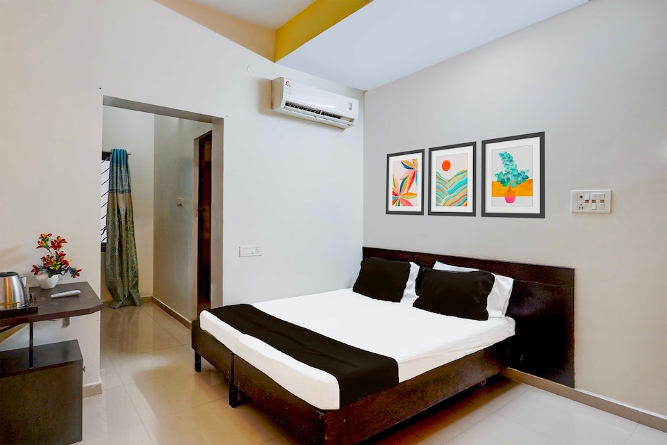 Super Collection O Ramapuram SRM University, Central Chennai, Chennai