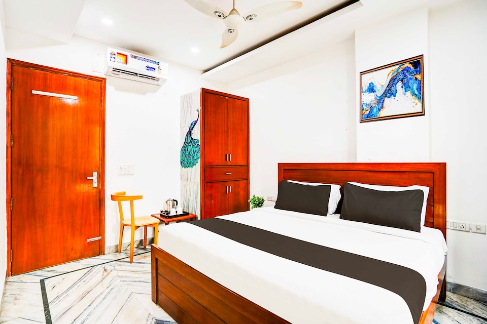 Super Hotel O Sector 110 Noida, Noida Expressway SEZ, Noida