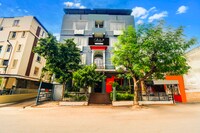 Collection O Gandhi Nagar Railway Junction