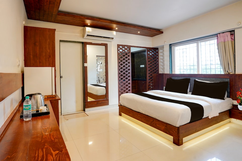 Townhouse Oak Gravity Inn, Baner Pune, Pune