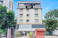 Townhouse Oak Gravity Inn