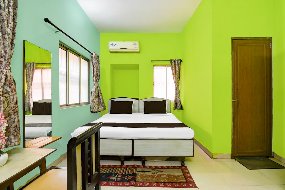 Hotel O VIP INN GUEST HOUSE , Salt Lake Kolkata, Kolkata
