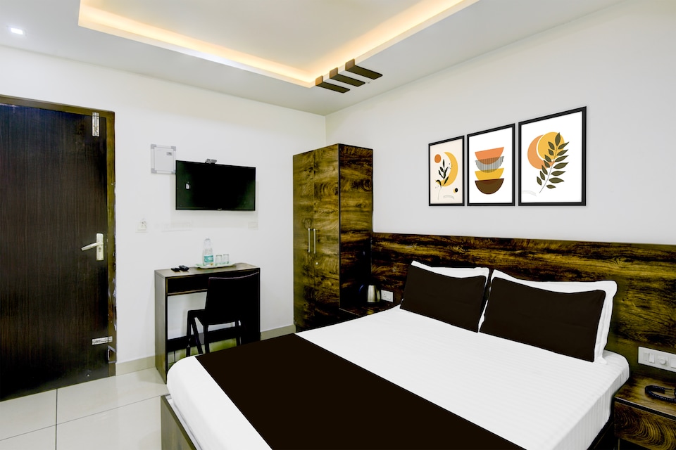Hotel O R K Residency , Calicut City, Calicut