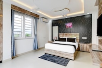 Hotel O The Regal Vistas