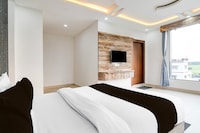 Hotel O The Regal Vistas