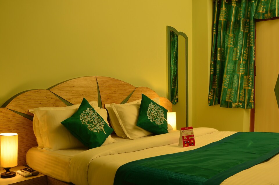 OYO 2264 near Nakki Lake, Mount Abu, माउंट-आबू